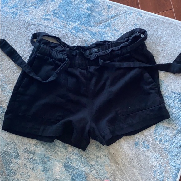 Dynamite High-waisted black tie up shorts - Picture 5 of 5